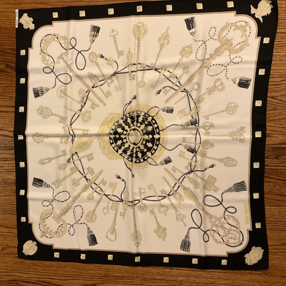 Hermes Les Cles Silk Scarf - Picture 5 of 6
